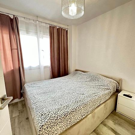 Dom Goscinny 8,3-41 Poznań Zewnętrze zdjęcie